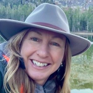 Meet your Posher, Lucy